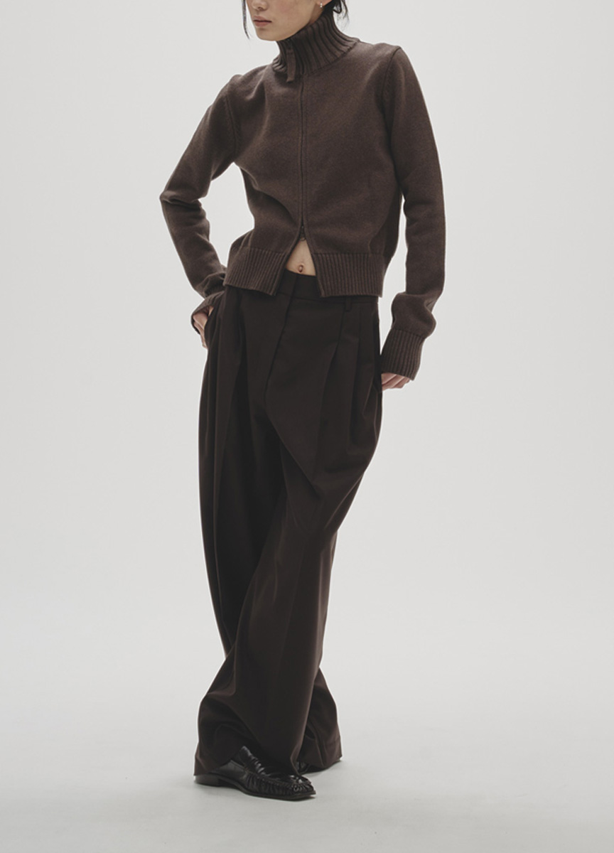 立領拉鍊針織上衣